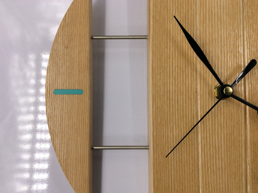 Elegant Wall Clock 