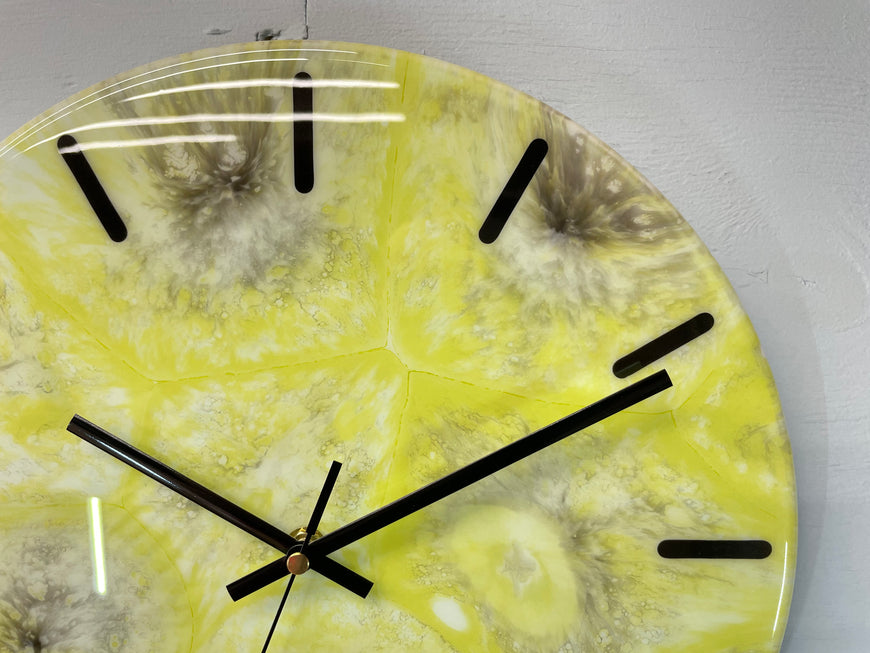 33cm Green Abstract Resin Wall Clock