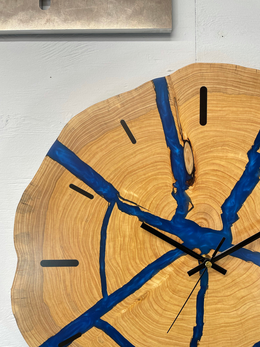 Large End Grain Wooden Wall Clock with Sapphire Blue Pearlescent Resin