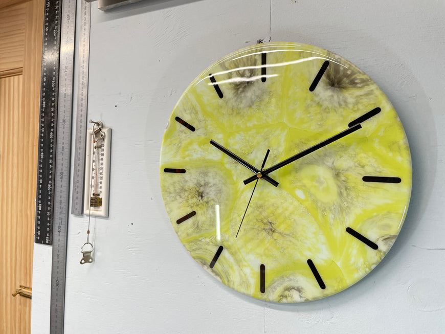 33cm Green Abstract Resin Wall Clock