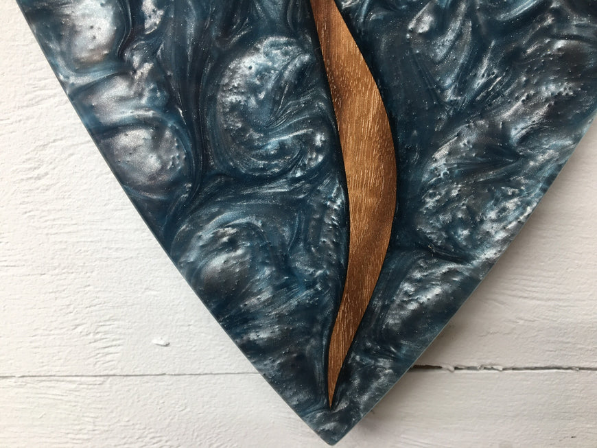 Silver Blue Pearlescent Resin Wall Clock With Black Walnut 