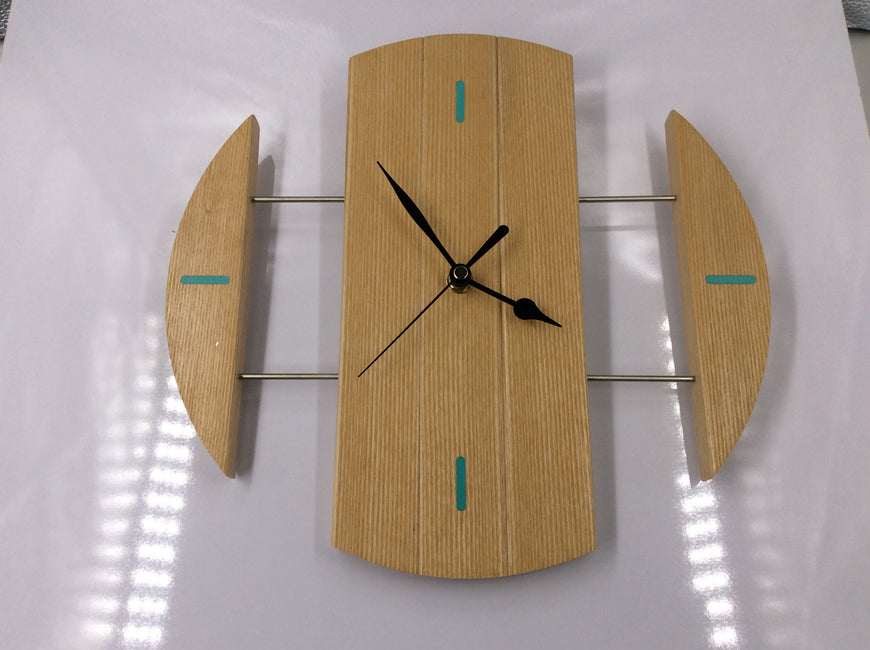 Elegant Wall Clock 