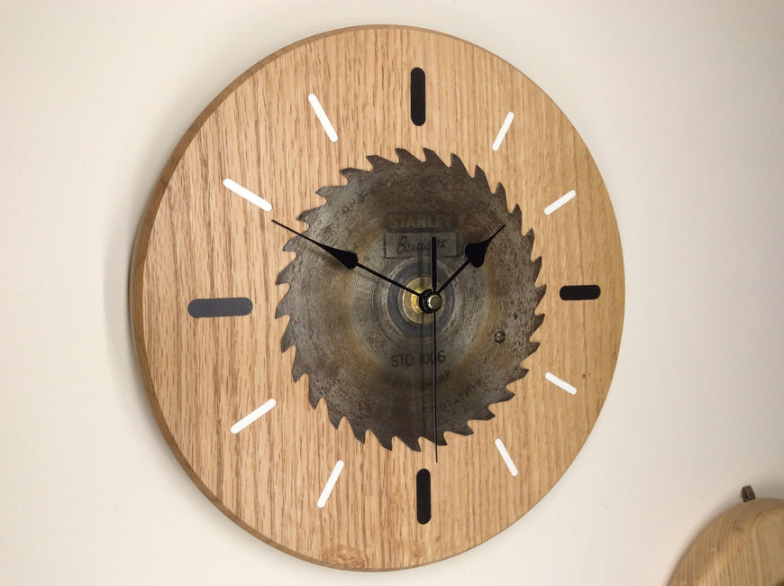 Wooden Saw Clock