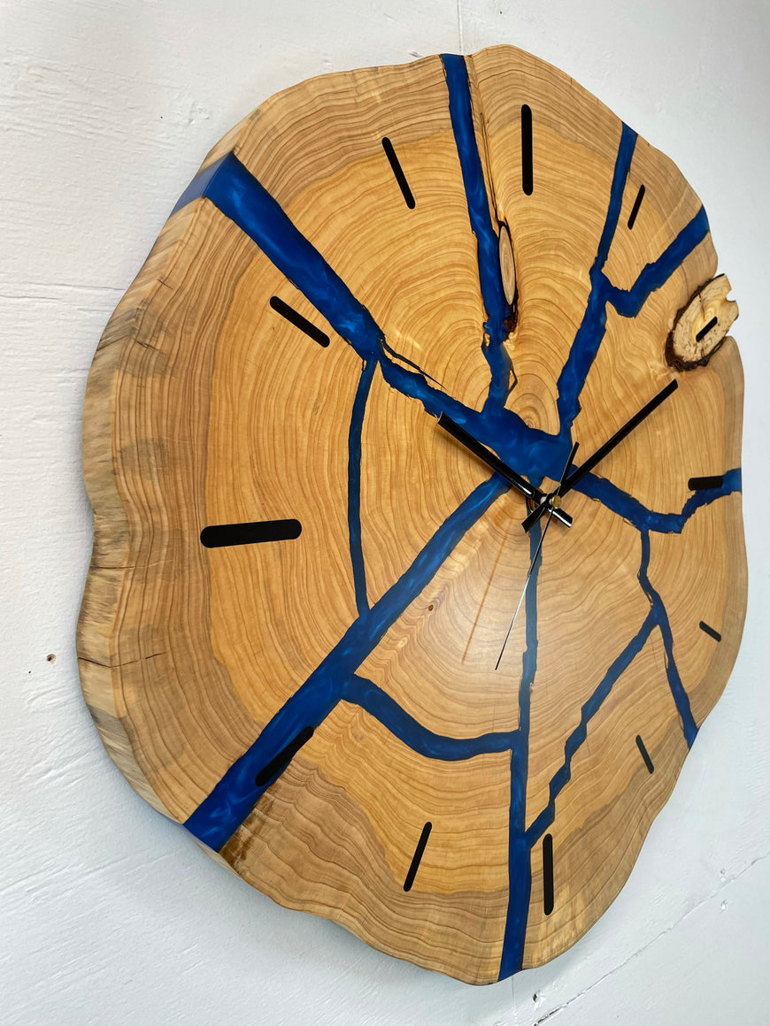 Large End Grain Wooden Wall Clock with Sapphire Blue Pearlescent Resin 